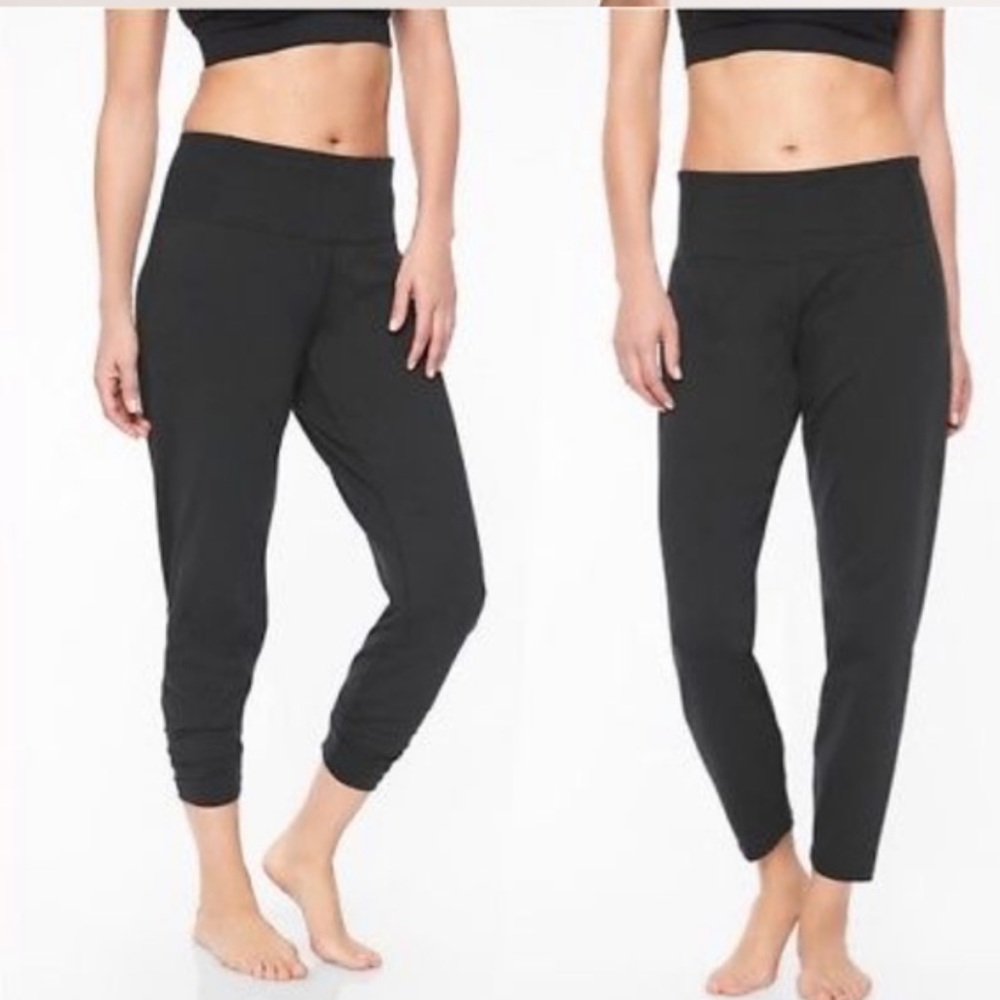 Athleta Barre cinch pant - size S
